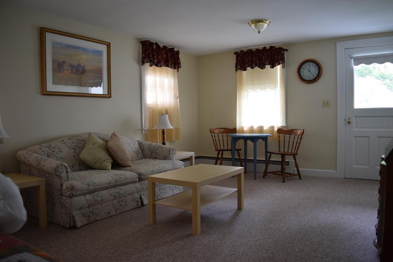 The New Hampshire Mountain Inn Wilmot Extérieur photo