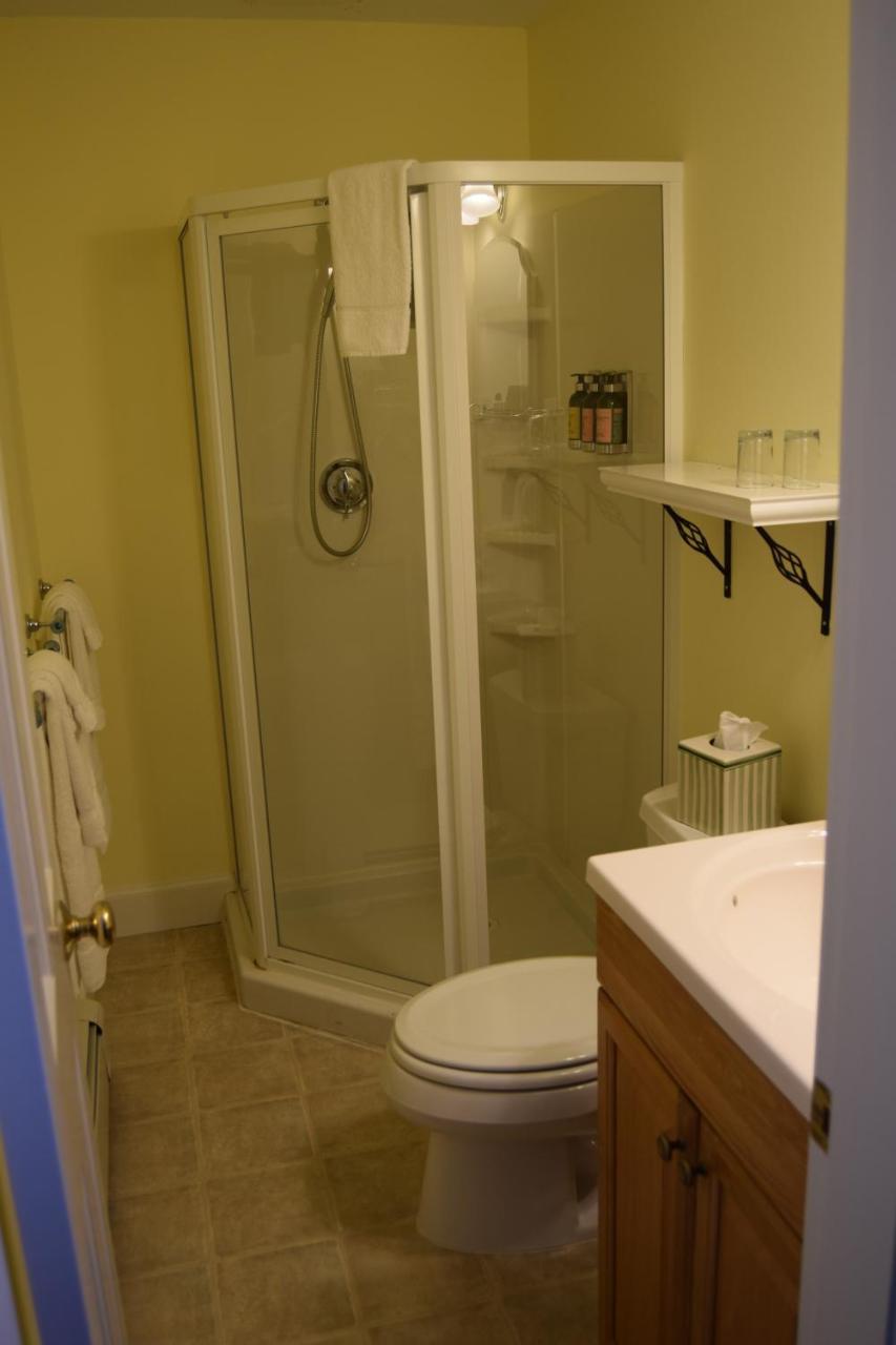 The New Hampshire Mountain Inn Wilmot Extérieur photo